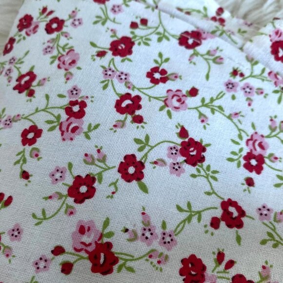 Pioneer Bonnet Old Fashioned Prairie White Red Floral Modest Farmhouse Medium - Picture 8 of 12